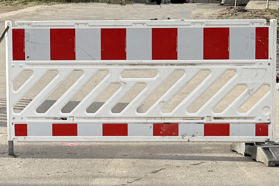 Absperrung auf einer Straße