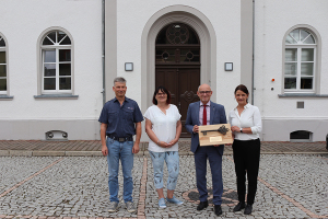 Schlüsselübergabe in der Schmöllner Schloßstraße 10